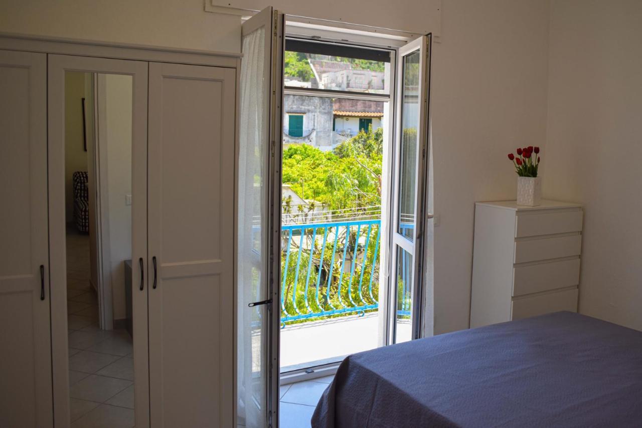 Porto Home Isquia Exterior foto